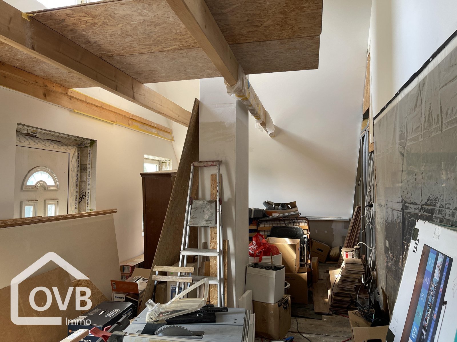 OG: Wohn- und Esszimmer OG: Wohn- und Esszimmer