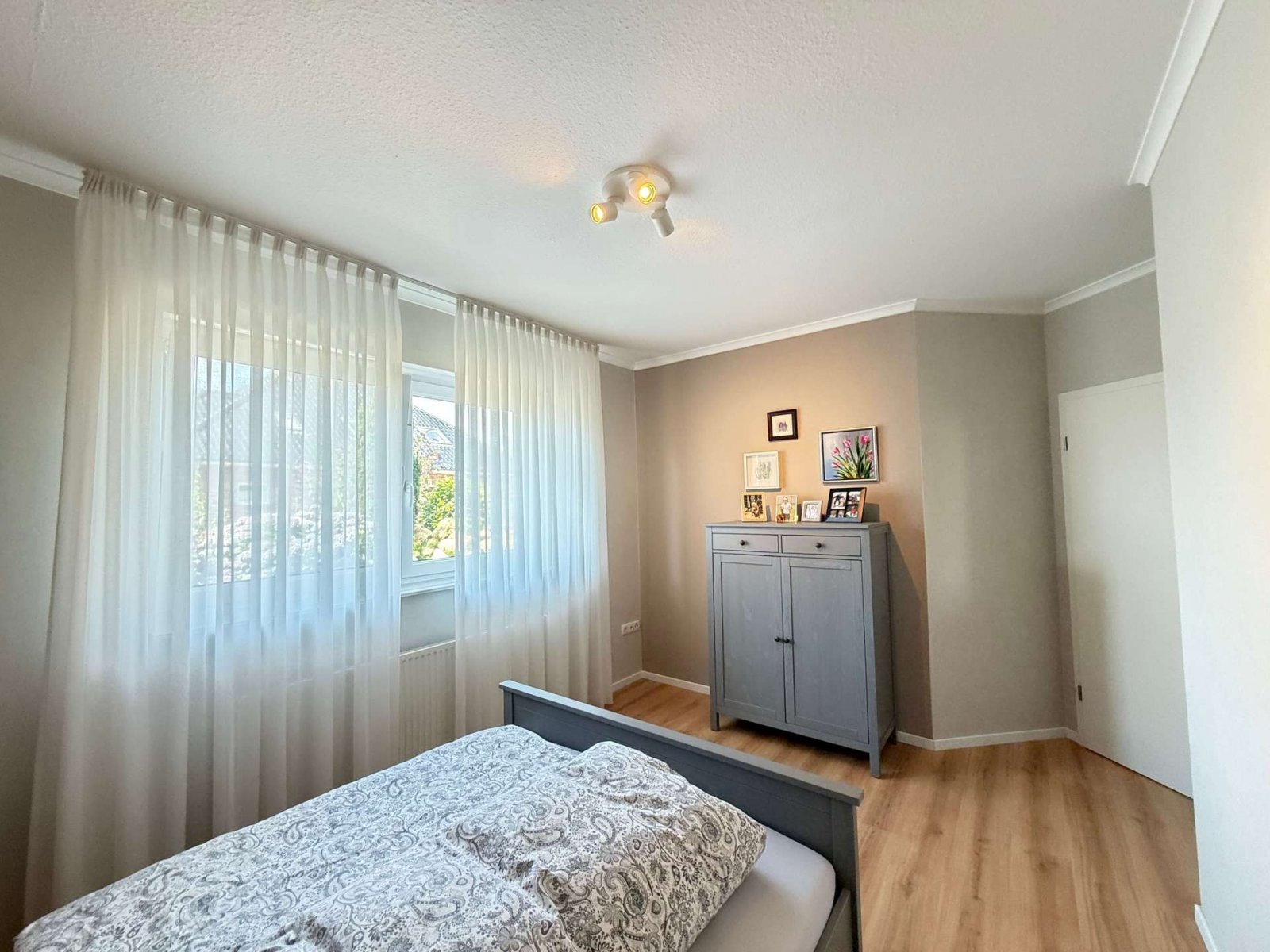 Schlafzimmer EG Schlafzimmer EG