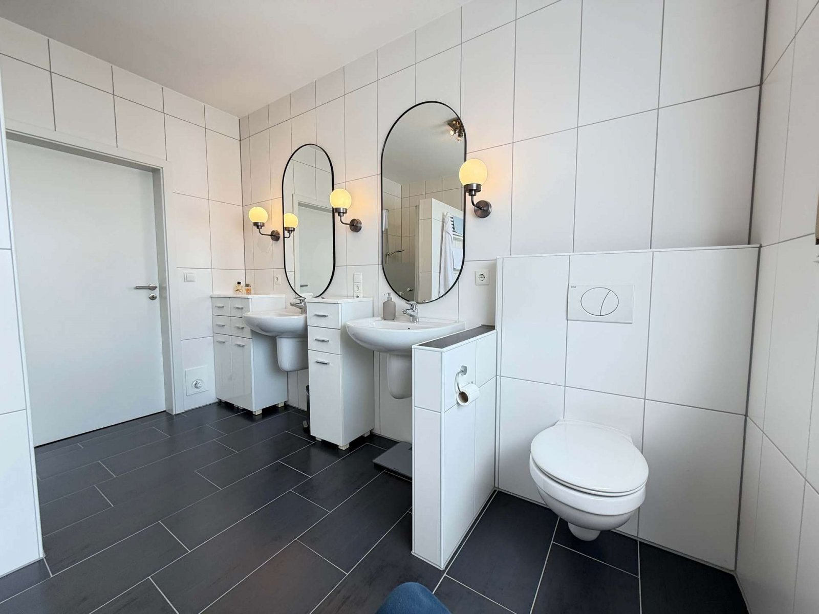 Doppelwaschbecken Doppelwaschbecken