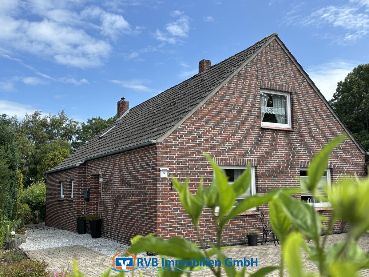 Wittmund: gepflegtes Einfamilienhaus mit traumhaften Gartengrundstück in küstennaher Dorflage Wittmund: gepflegtes Einfamilienhaus mit traumhaften Gartengrundstück in küstennaher Dorflage