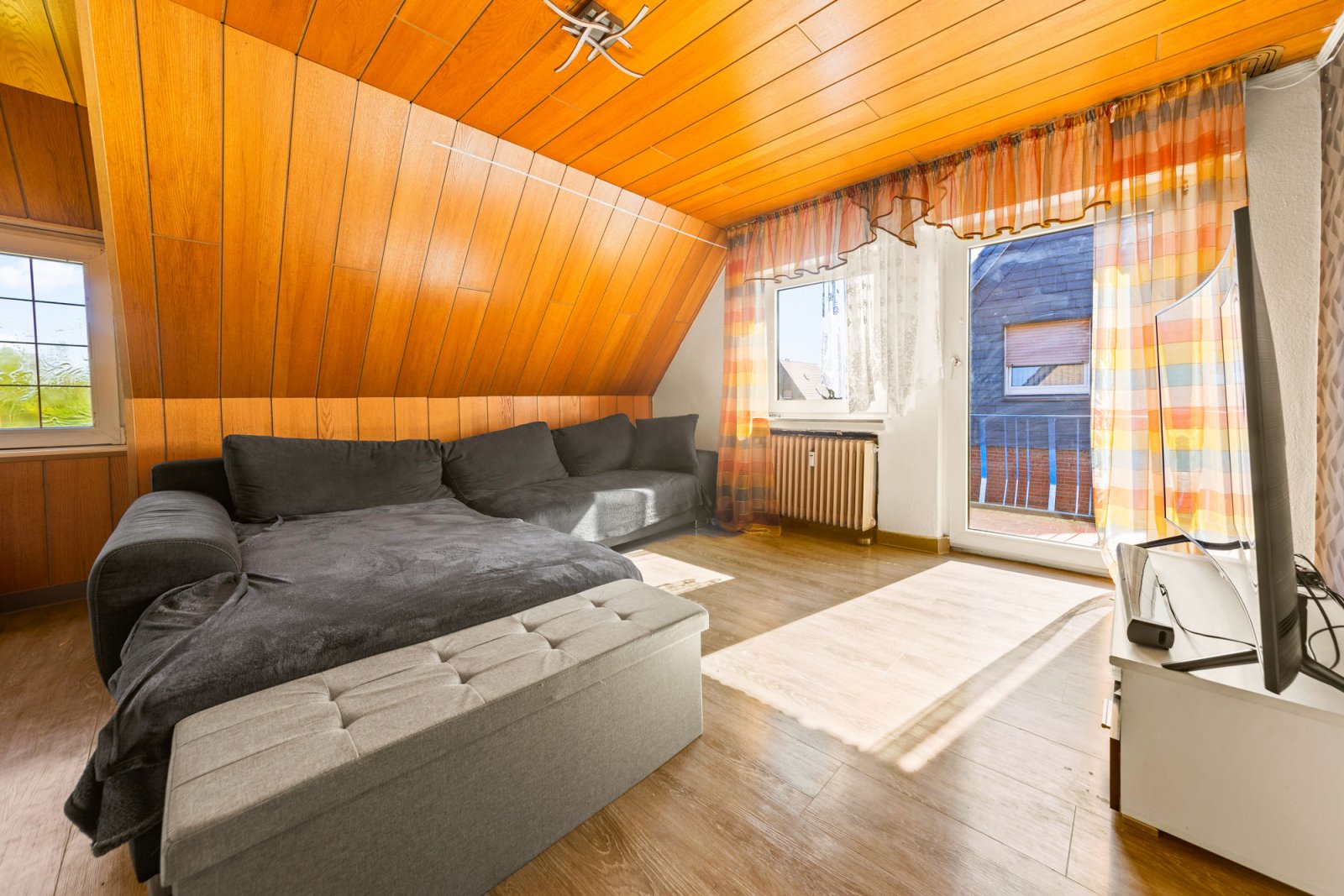 Wohnzimmer Dachgeschosswohnung Wohnzimmer Dachgeschosswohnung