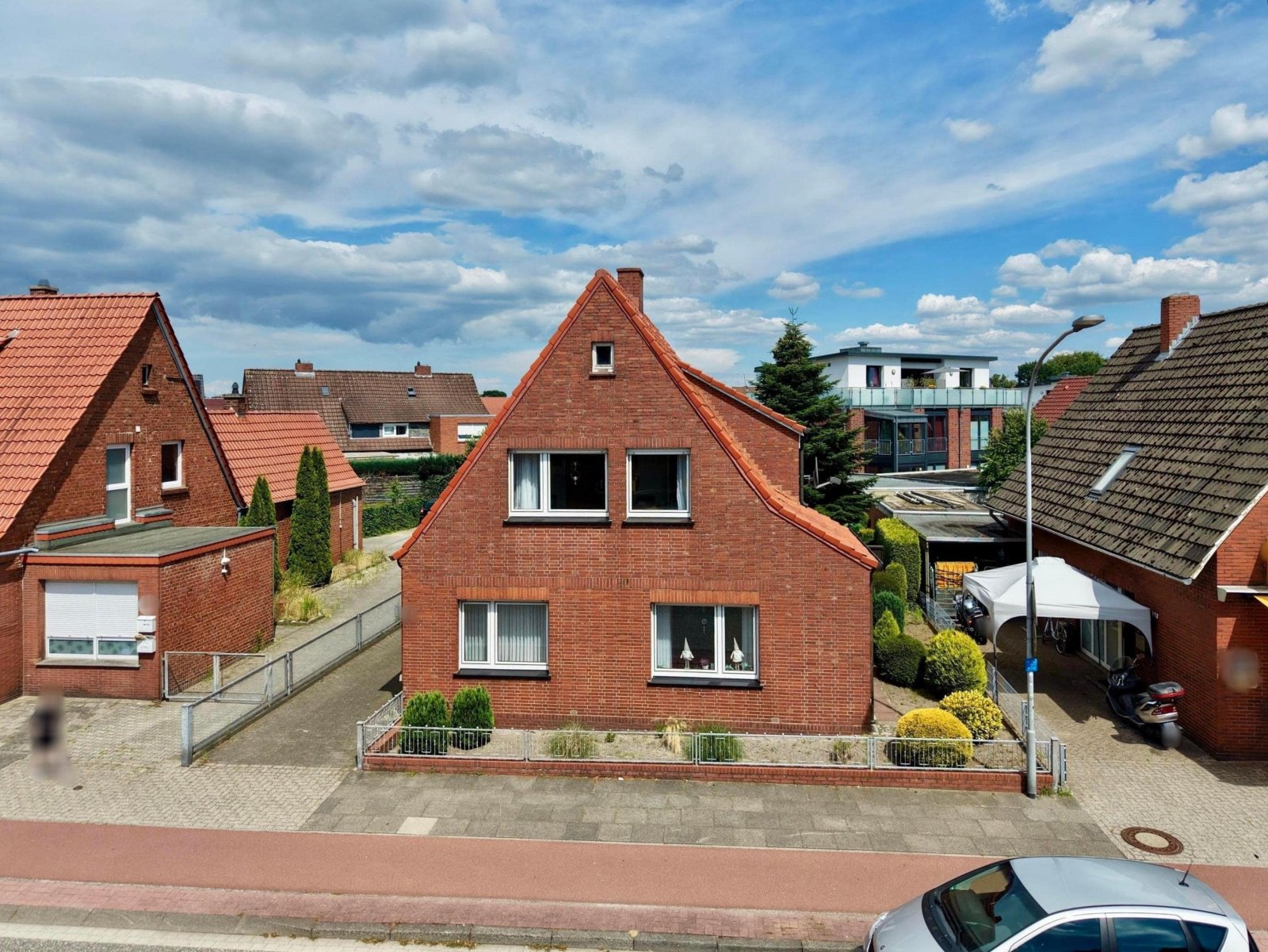 Nordhorn: Solides Einfamilienhaus mit viel Potenzial in Nordhorn - Bookholt Nordhorn: Solides Einfamilienhaus mit viel Potenzial in Nordhorn - Bookholt