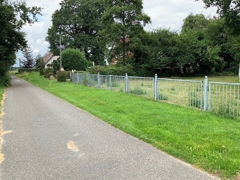 Straßenansicht Straßenansicht