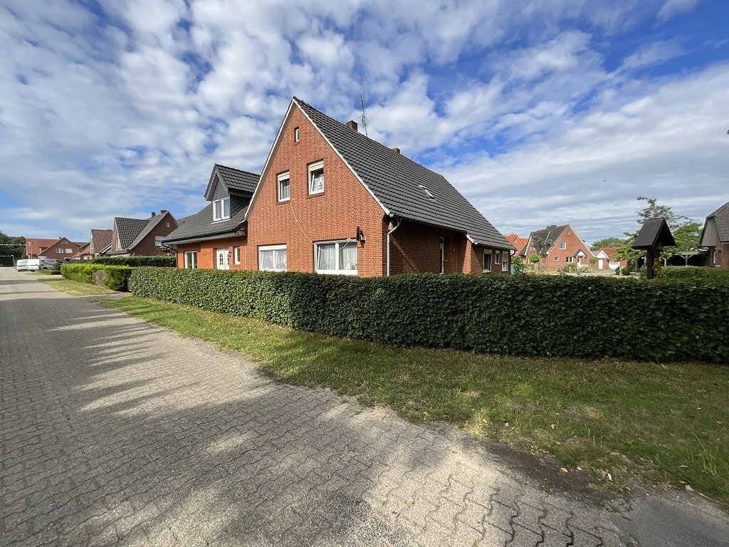 Straßenansicht Straßenansicht