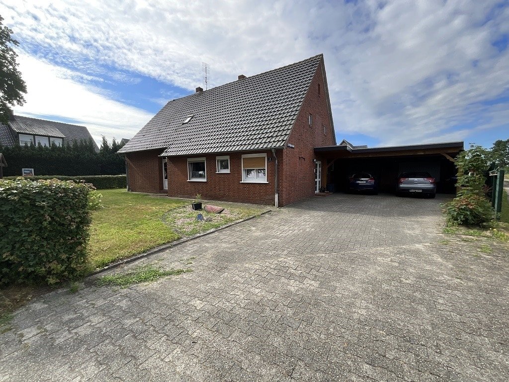 Straßenansicht Straßenansicht