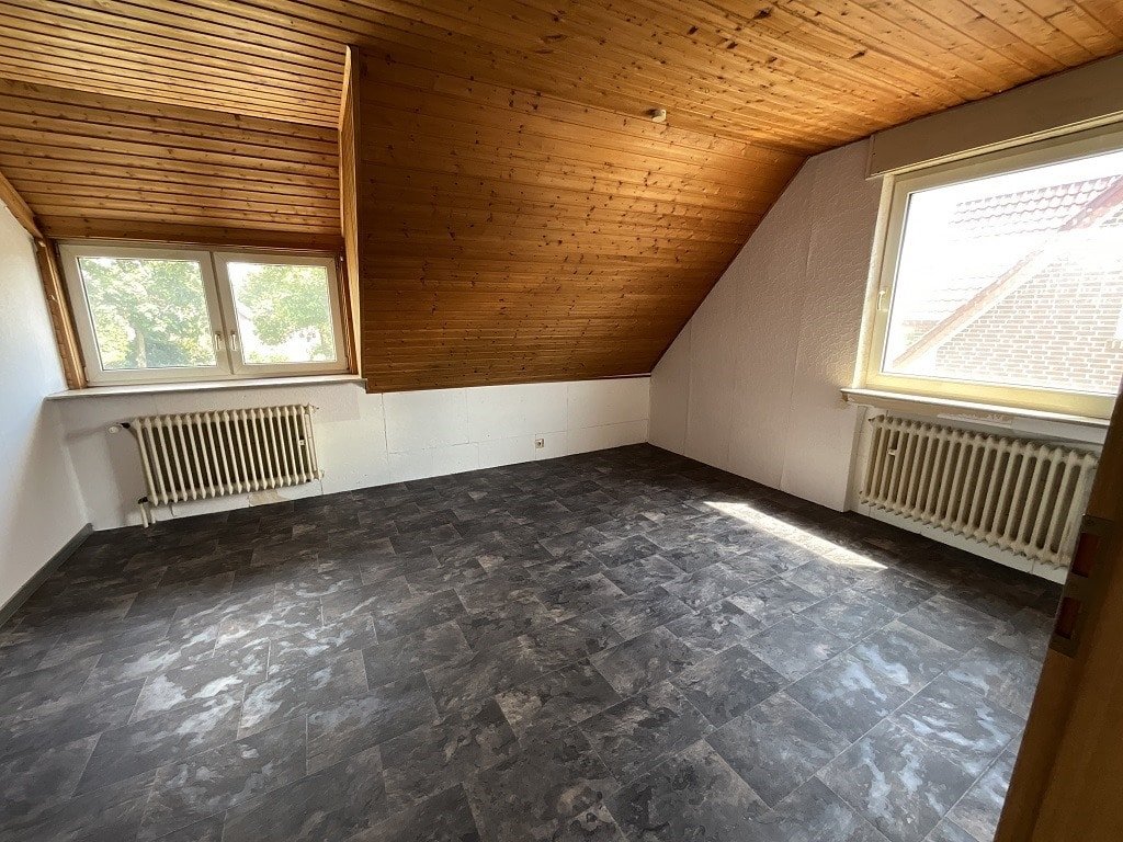 Schlafzimmer DG