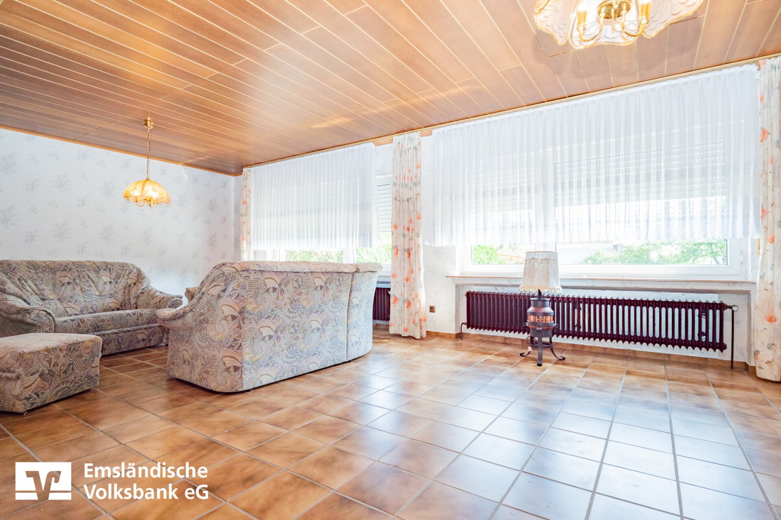 Wohnzimmer im EG