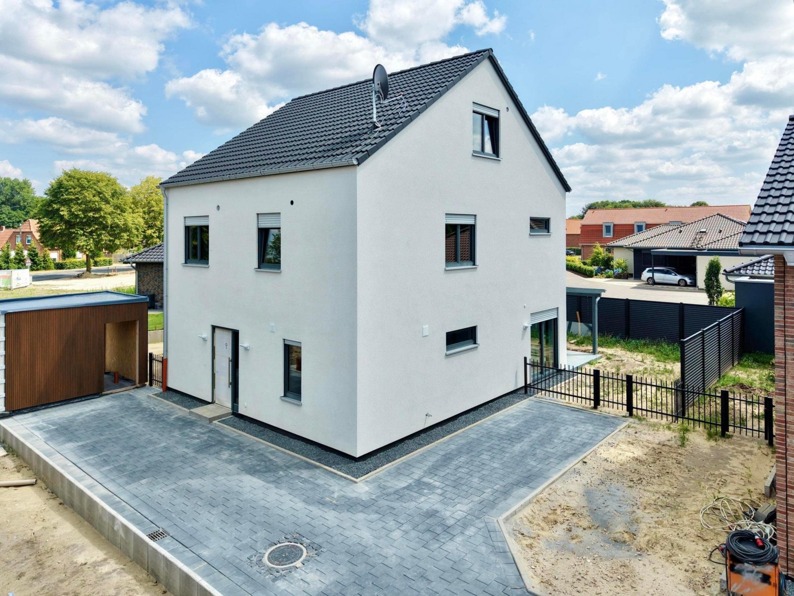 Neuenhaus: Modernes Neubau-Einfamilienhaus in attraktiver Lage von Neuenhaus-Veldhausen Neuenhaus: Modernes Neubau-Einfamilienhaus in attraktiver Lage von Neuenhaus-Veldhausen