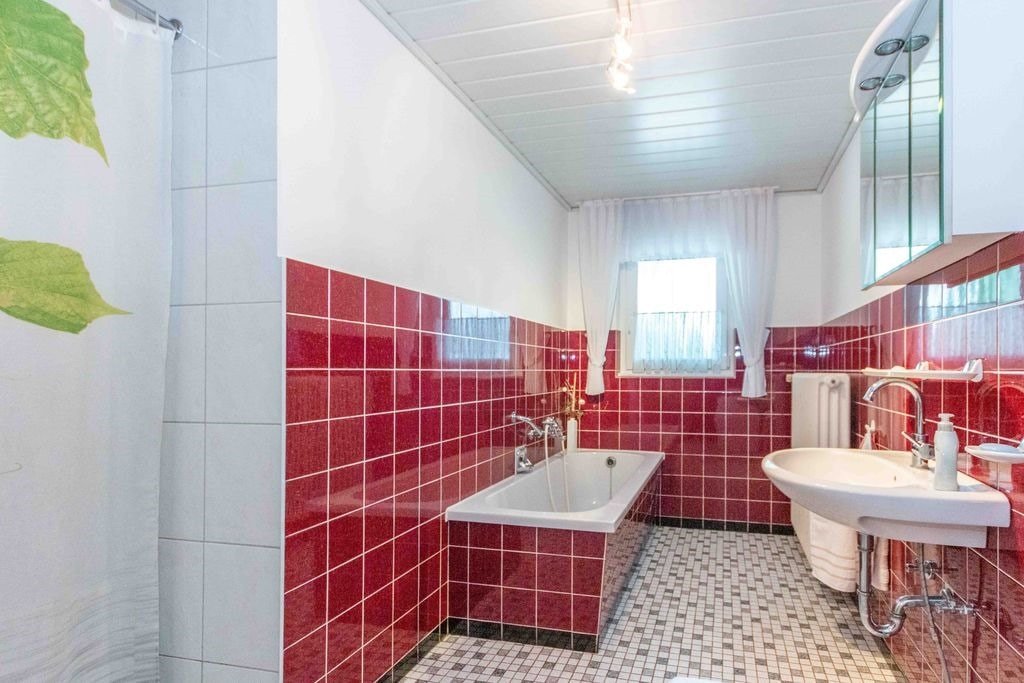 Badezimmer EG Badezimmer EG
