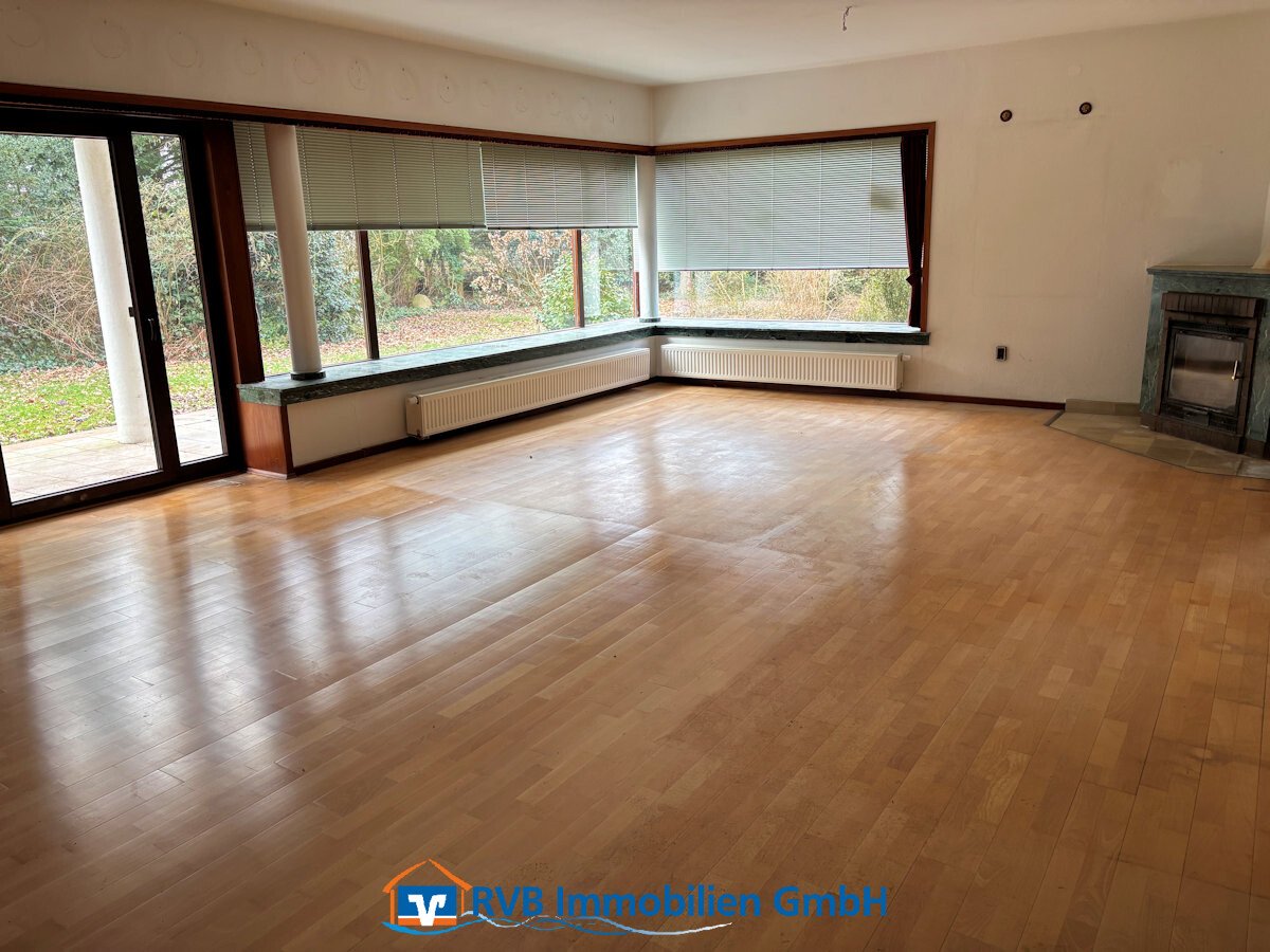 WE I: großes Wohnzimmer mit Terrassenzugang WE I: großes Wohnzimmer mit Terrassenzugang