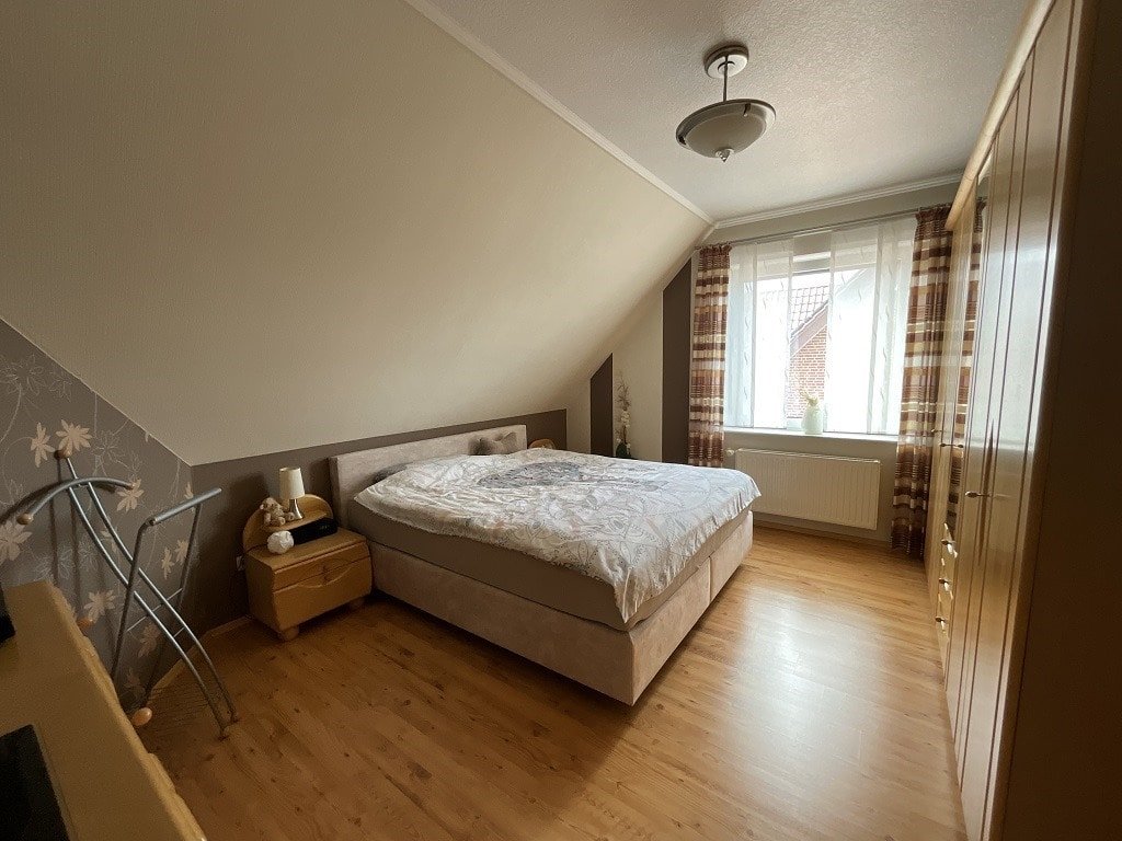 Schlafzimmer DG Schlafzimmer DG