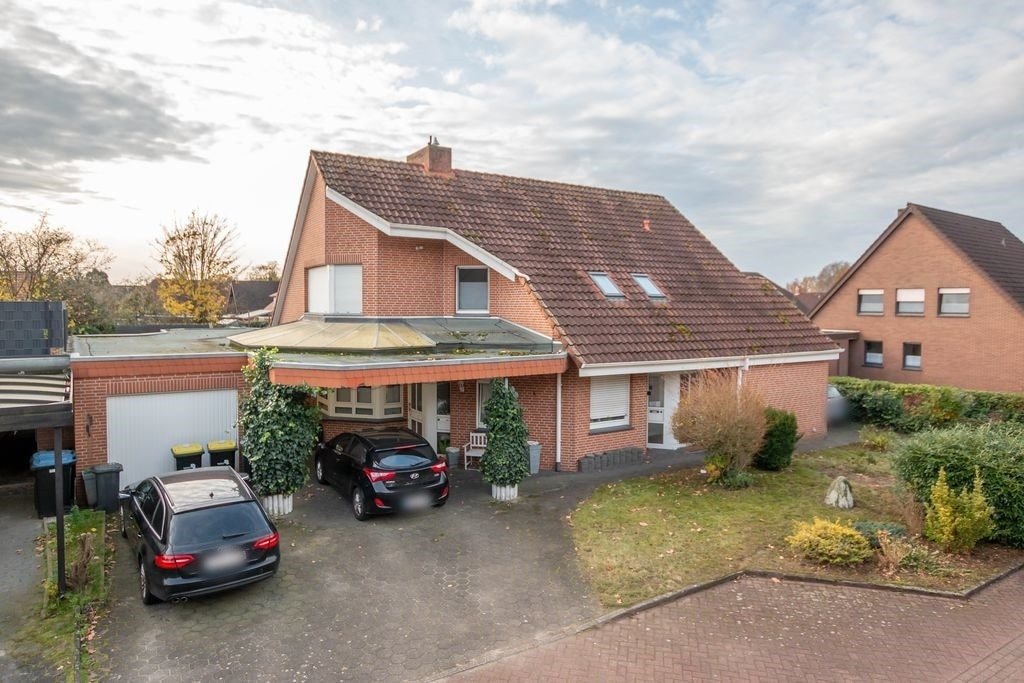 Straßenansicht Straßenansicht