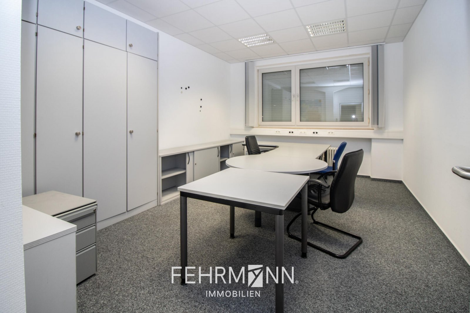 Büro