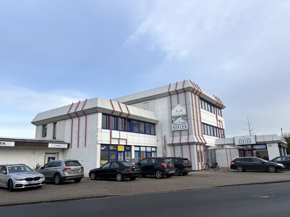 Straßenansicht Straßenansicht