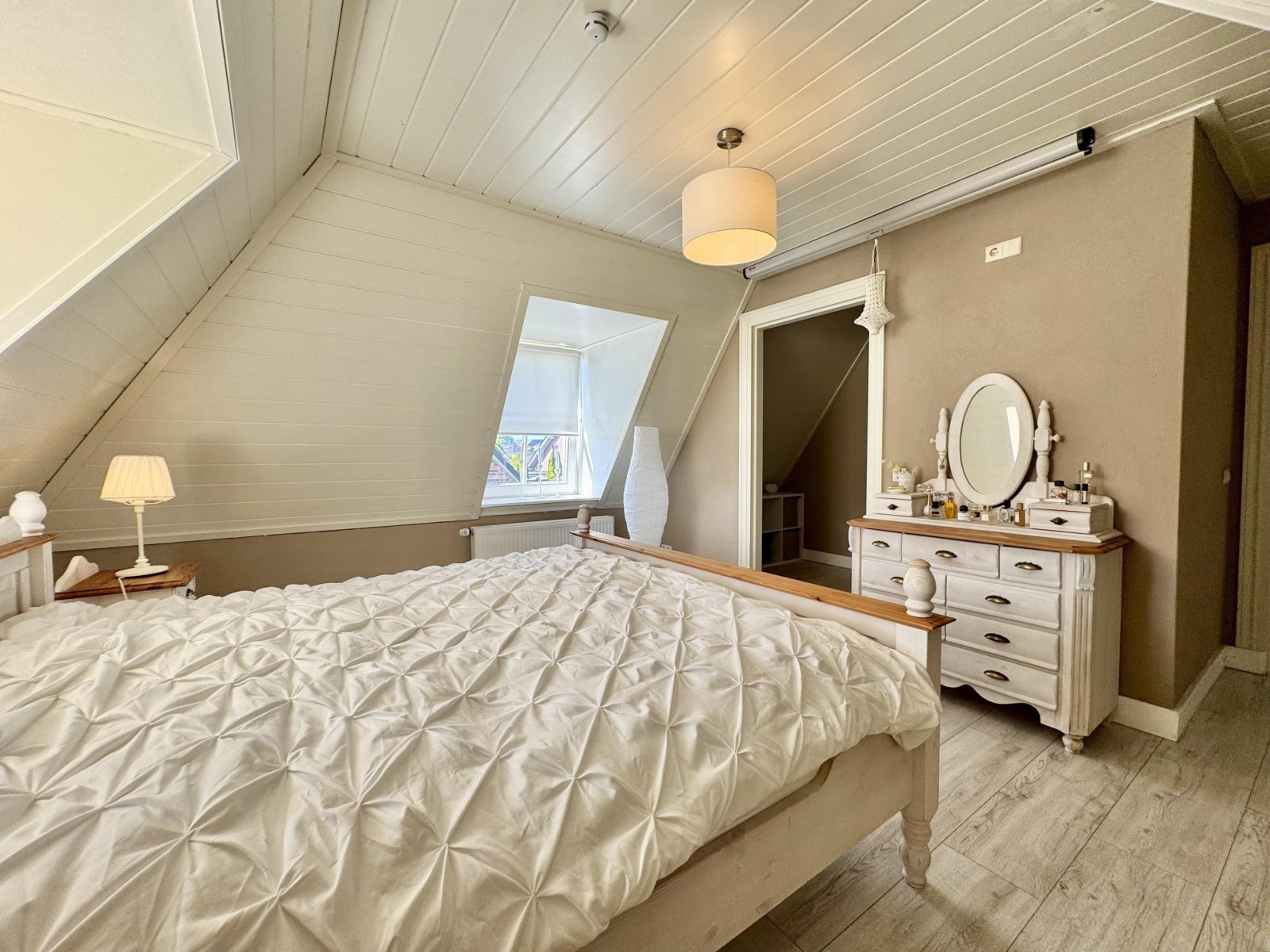 Elternschlafzimmer DG