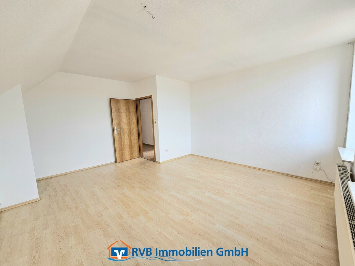 Wohnzimmer-DG. Wohnzimmer-DG.
