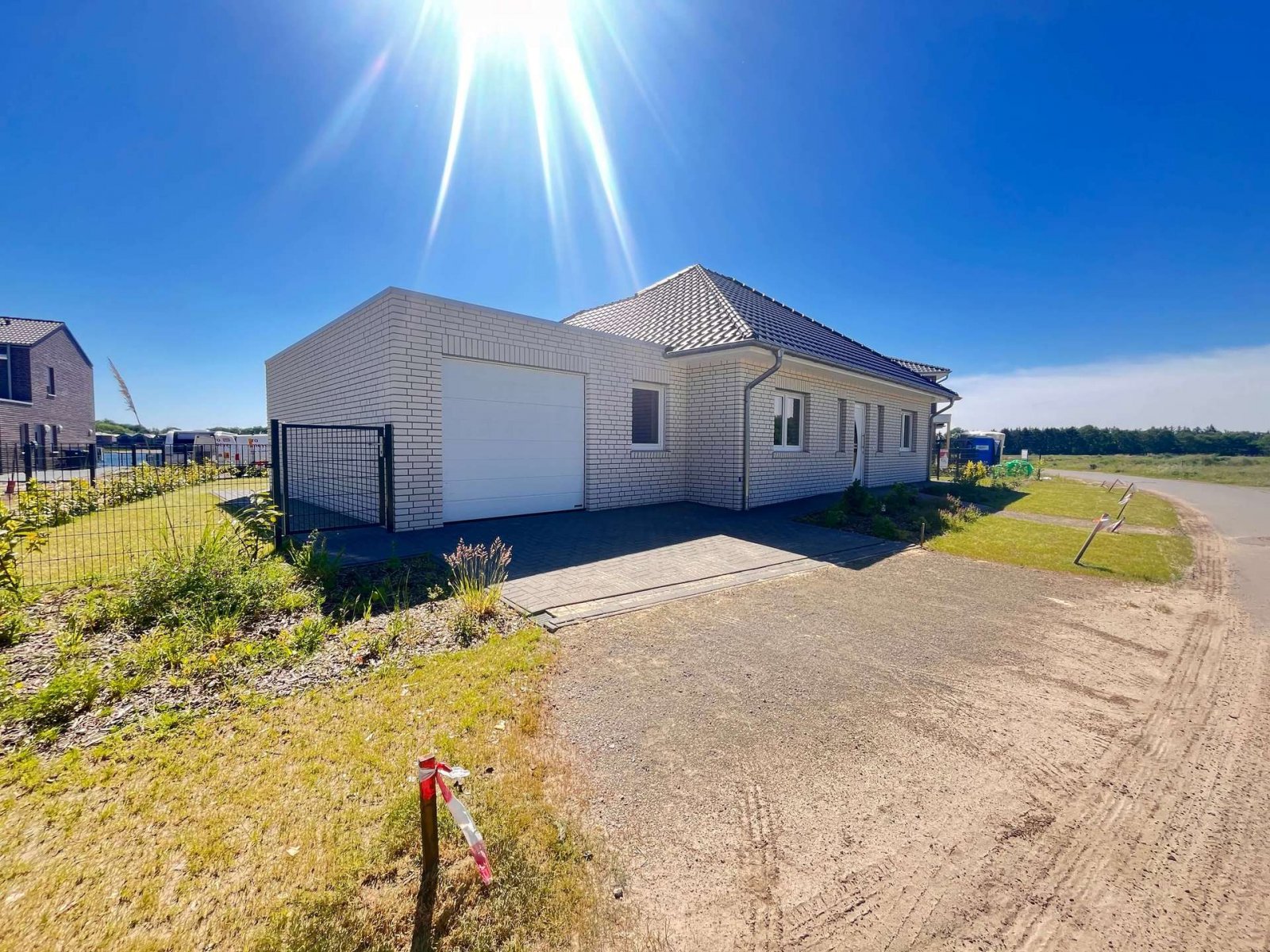 Haus mit Garage Haus mit Garage