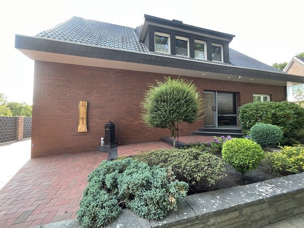 Straßenansicht