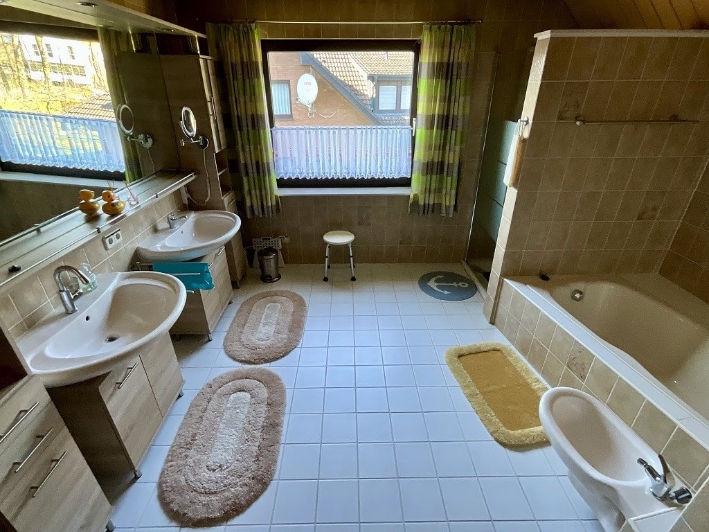 Bad im Dachgeschoss Bad im Dachgeschoss