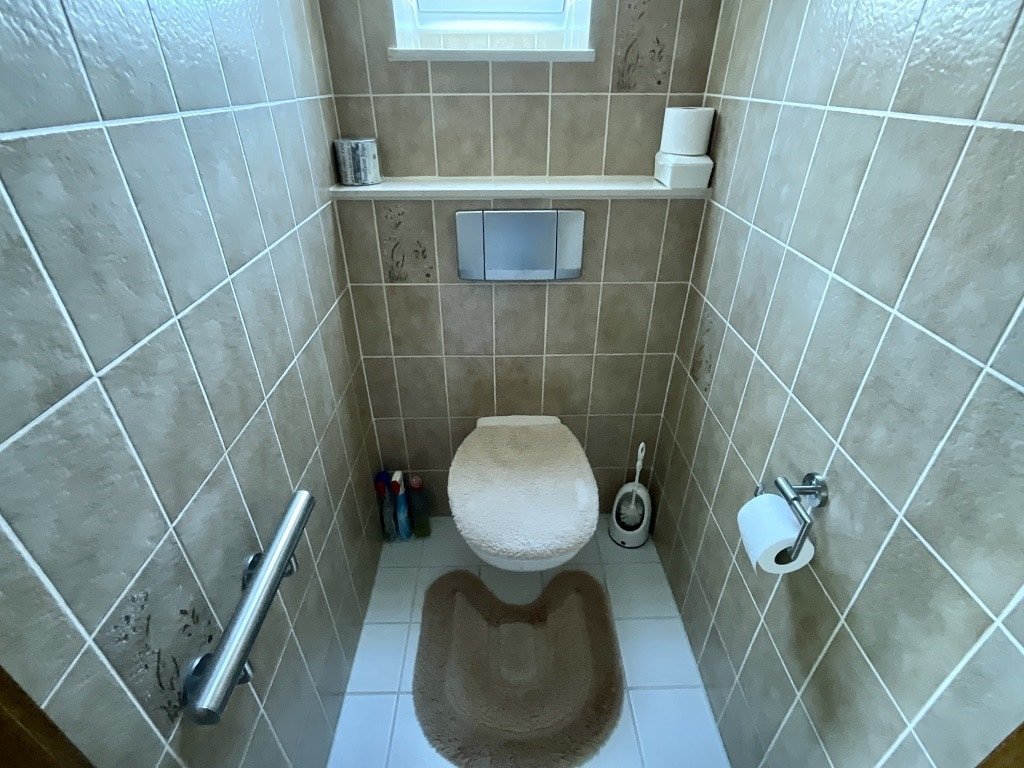 WC im Dachgeschoss WC im Dachgeschoss