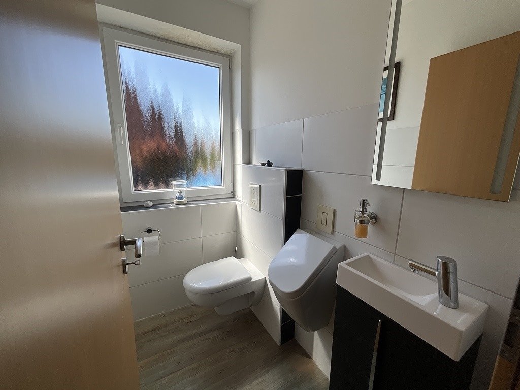 Gäste-WC EG