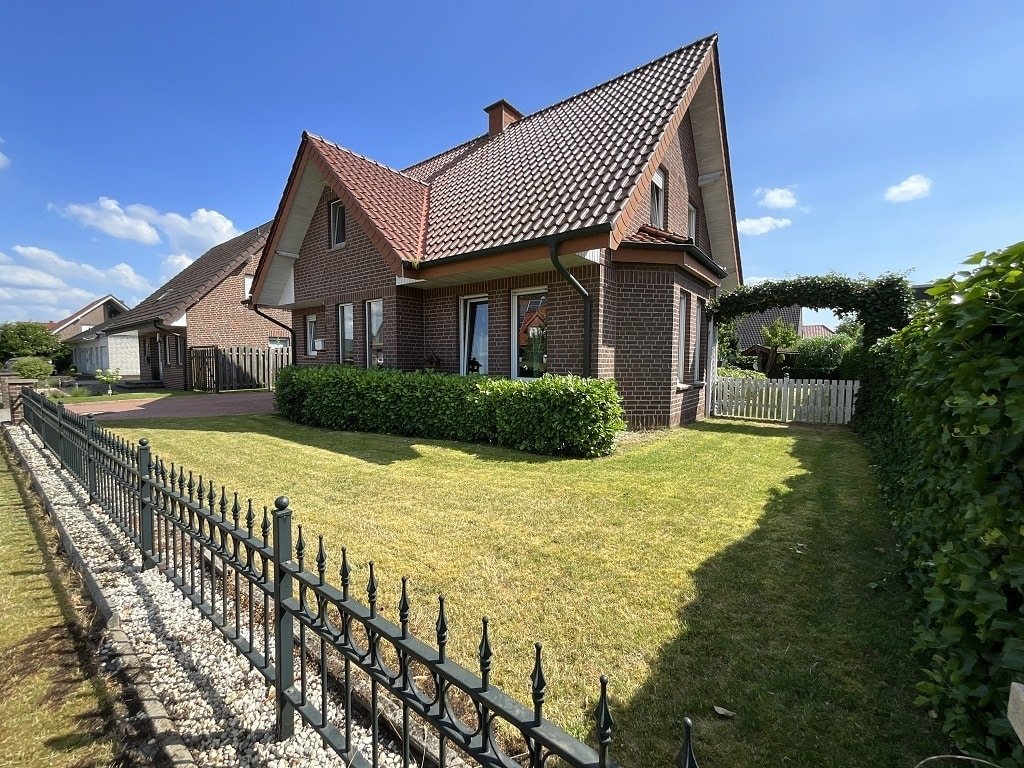 Straßenansicht Straßenansicht