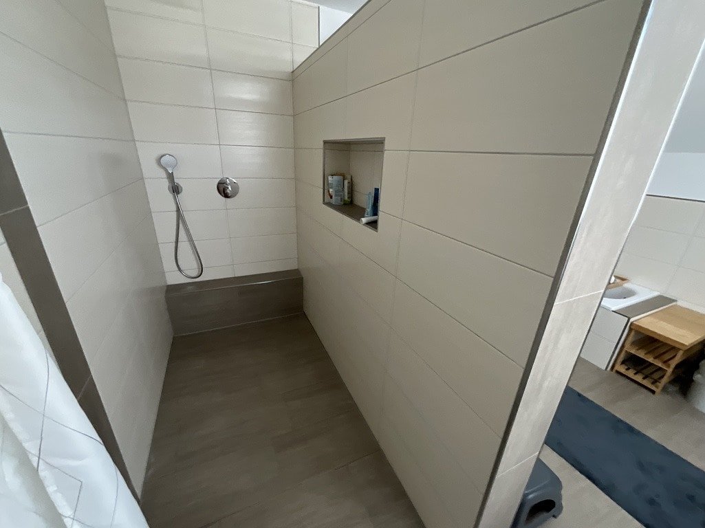 Bad, Dusche Bad, Dusche