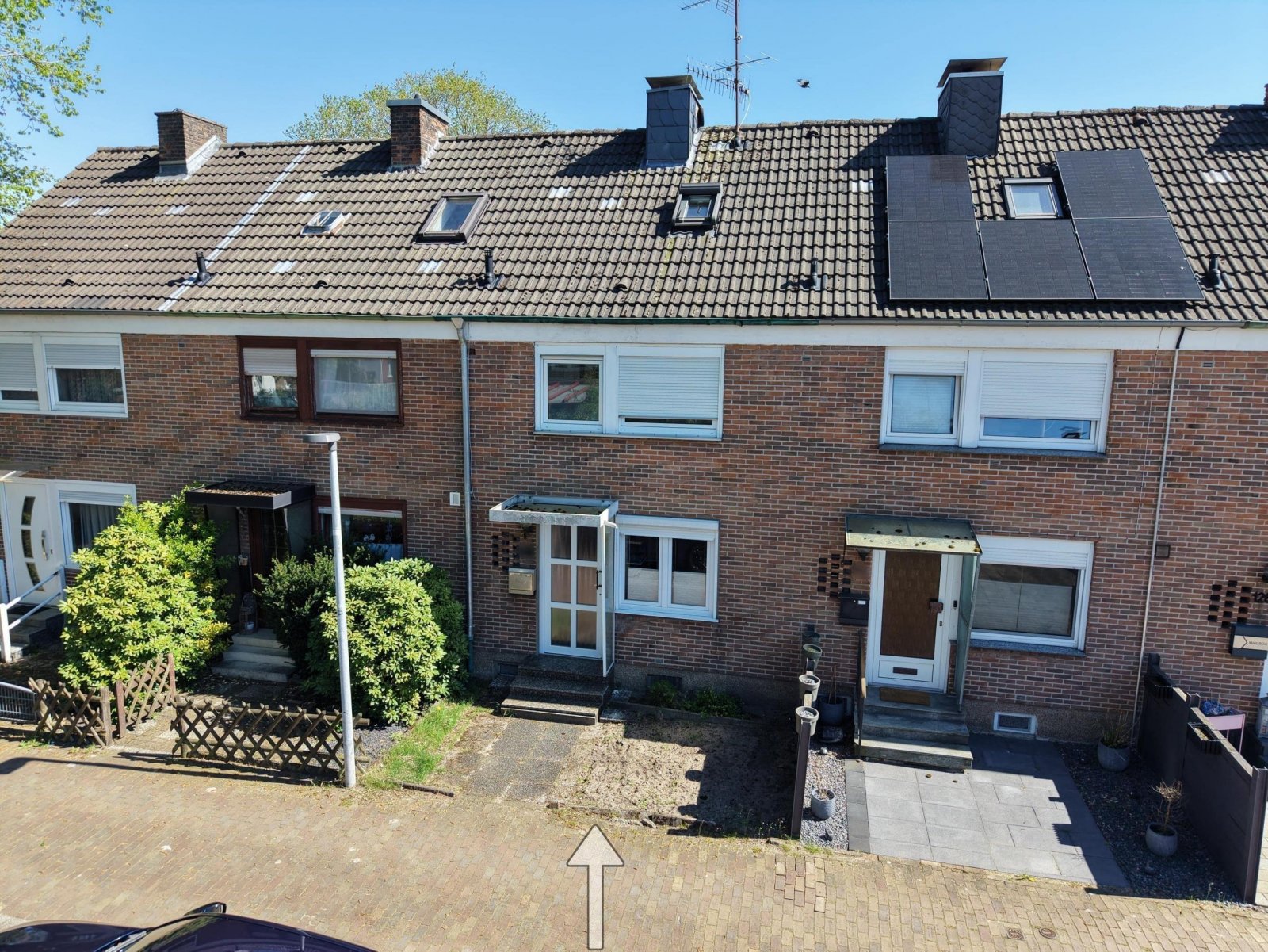 Straßenansicht von oben Straßenansicht von oben