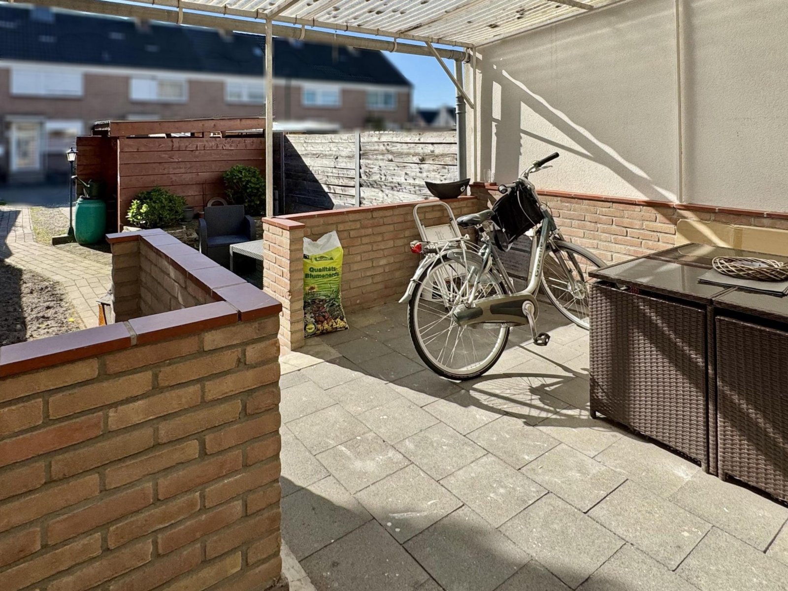überdachte Terrasse überdachte Terrasse