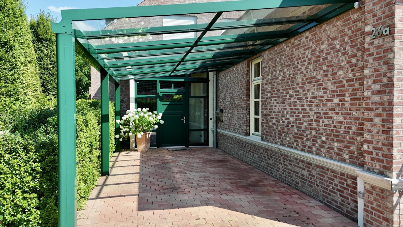 Hauseingang / Carport Hauseingang / Carport