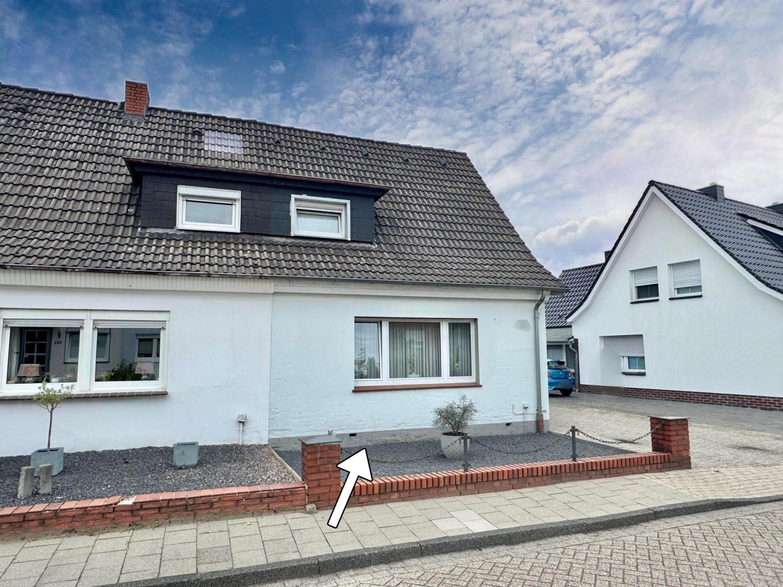 Straßenansicht Straßenansicht
