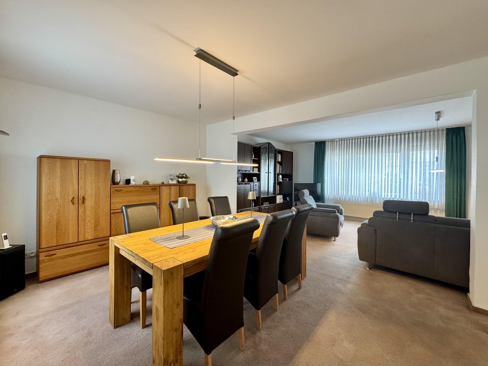 Wohn-/Esszimmer Wohn-/Esszimmer
