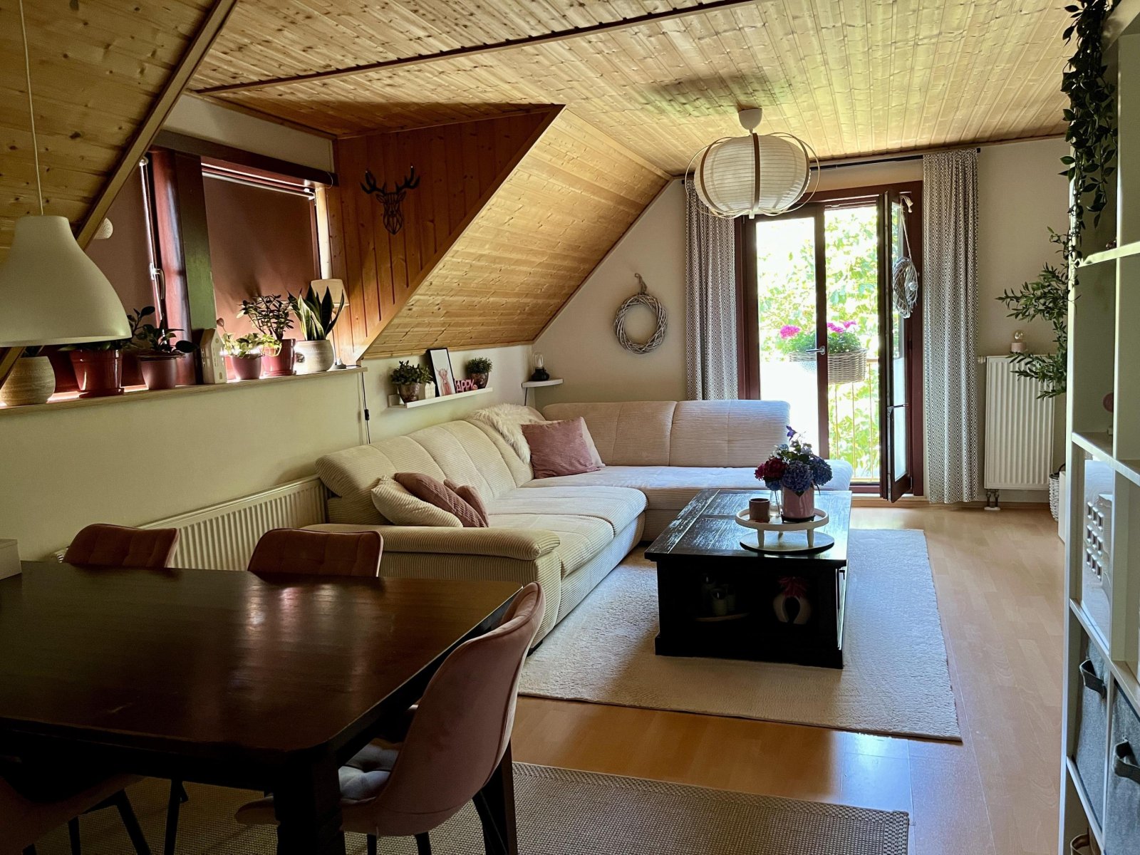 Wohn-/Esszimmer Wohn-/Esszimmer