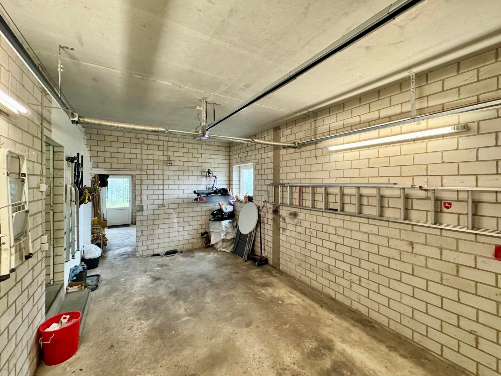 Garage Garage