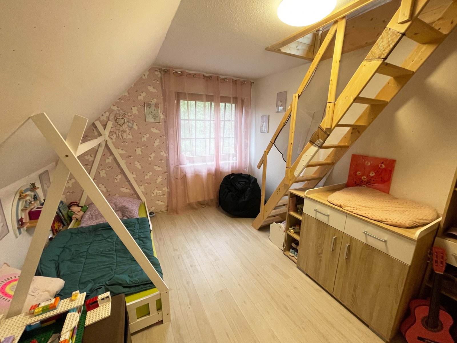 Kinderzimmer II DG 