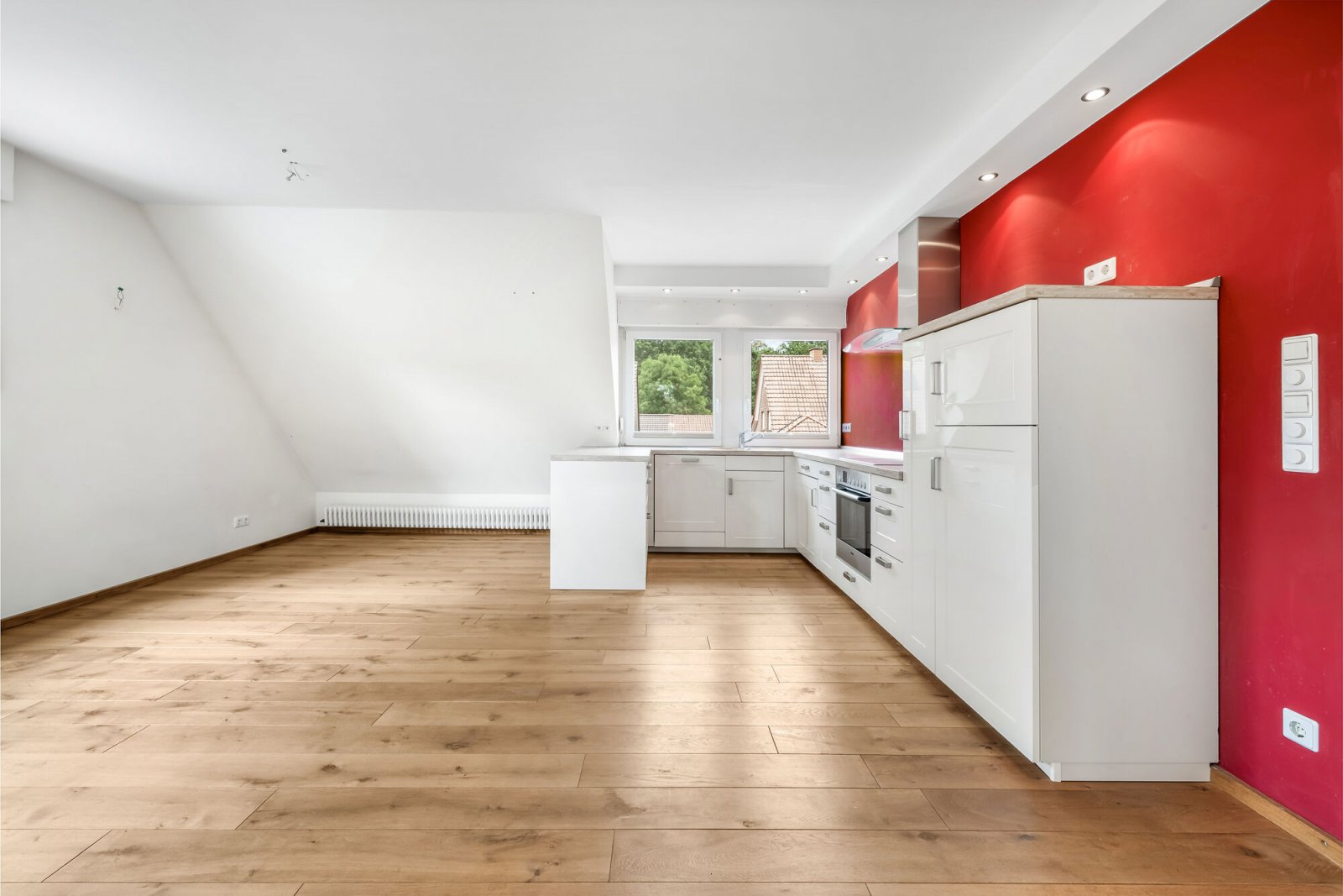 Wohnen / Essen / Kochen Dachgeschoss Wohnen / Essen / Kochen Dachgeschoss