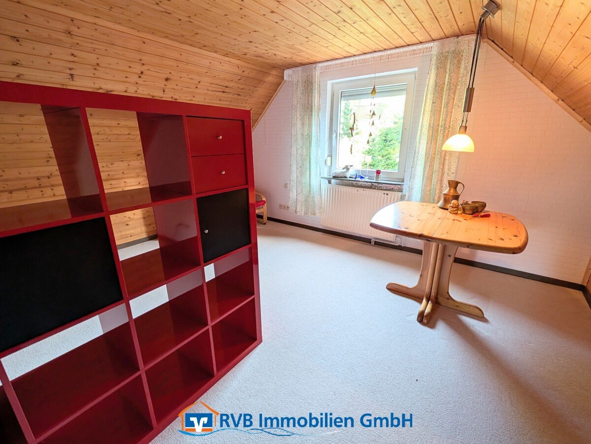 Zimmer II im Dachgeschoss Zimmer II im Dachgeschoss
