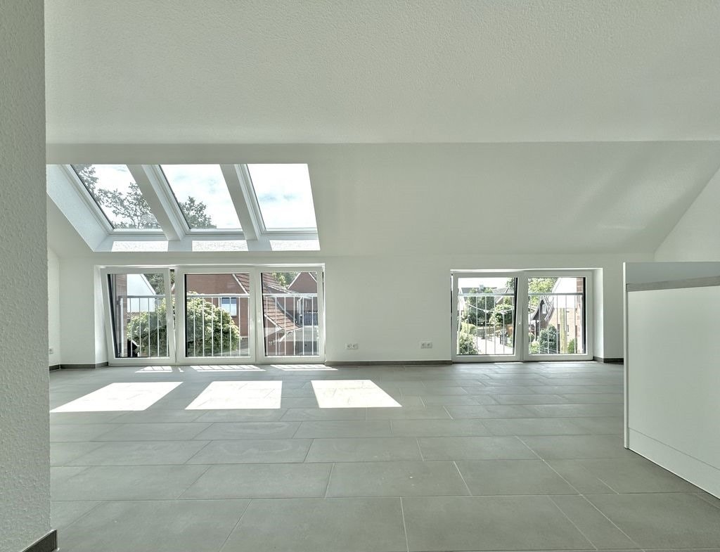 Uelsen: Erstbezug - Dachgeschosswohnung zur Warmmiete in Uelsen 