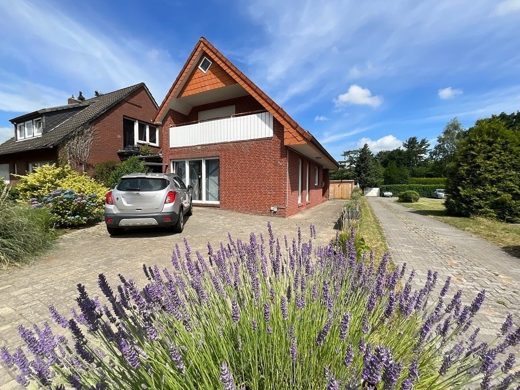 Straßenansicht
