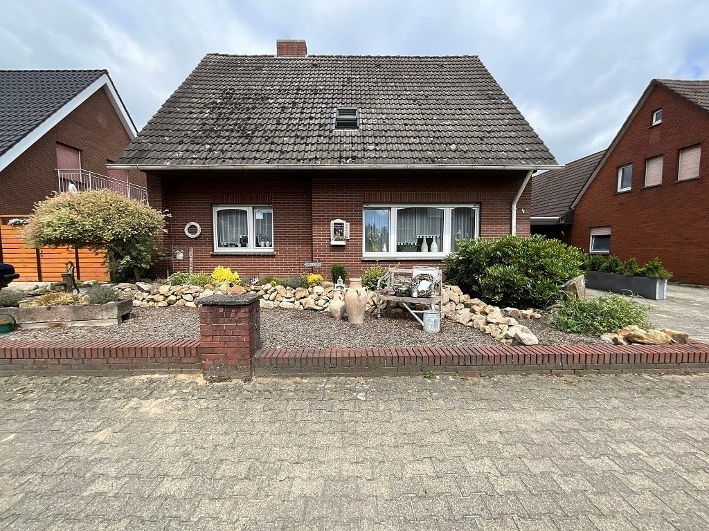 Straßenansicht Straßenansicht