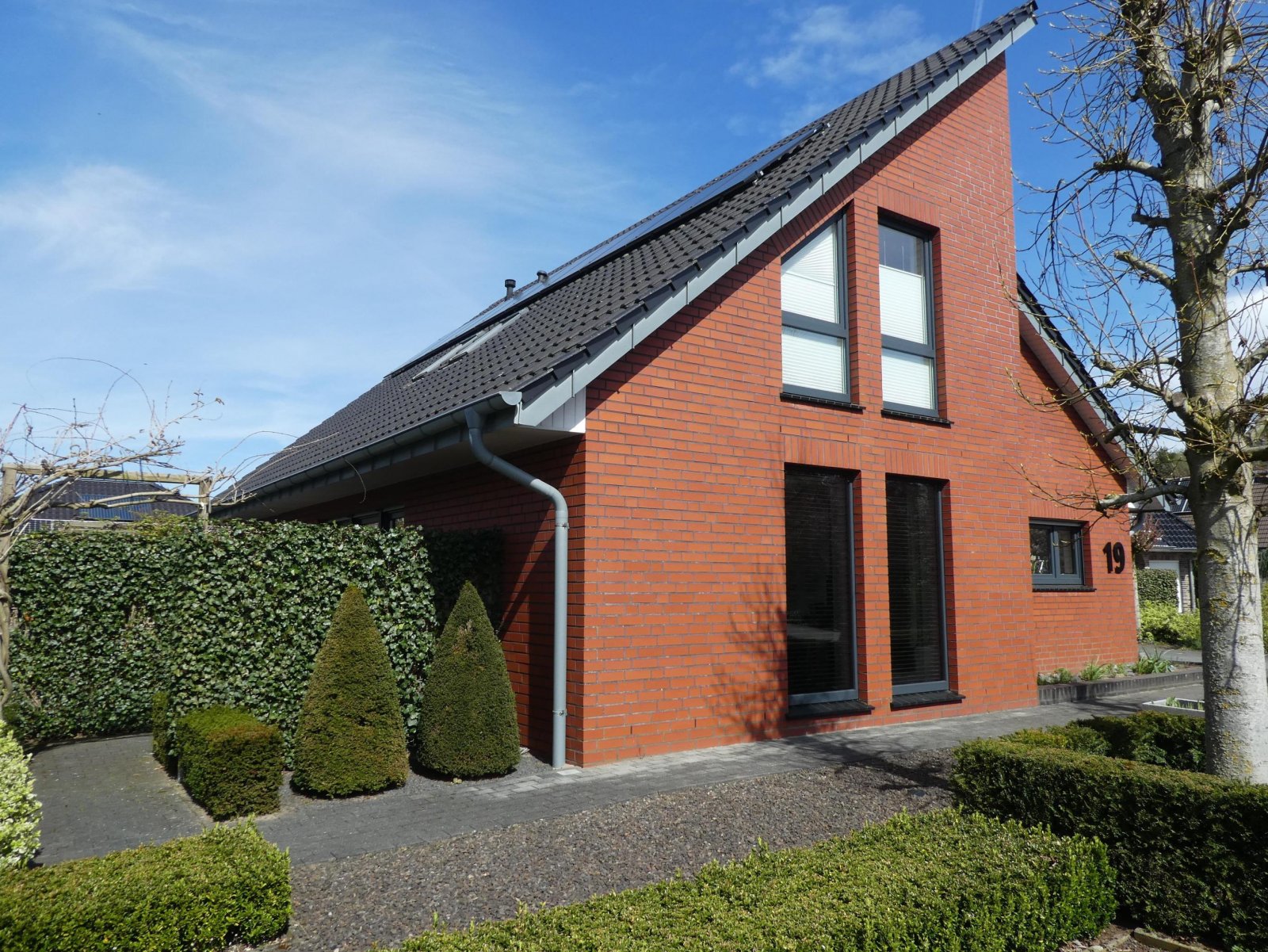 Straßenansicht