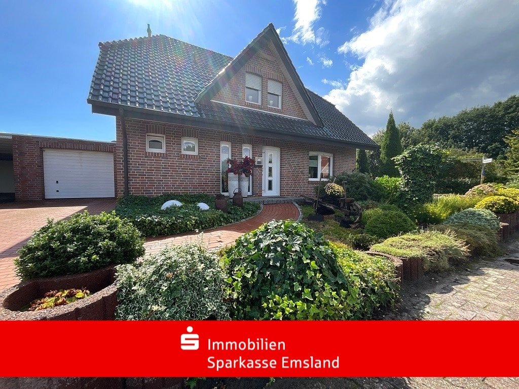 Twist: Ein Haus voller Lieblingsplätze –
charmantes Einfamilienhaus in Twist-Schöninghsdorf Twist: Ein Haus voller Lieblingsplätze –
charmantes Einfamilienhaus in Twist-Schöninghsdorf