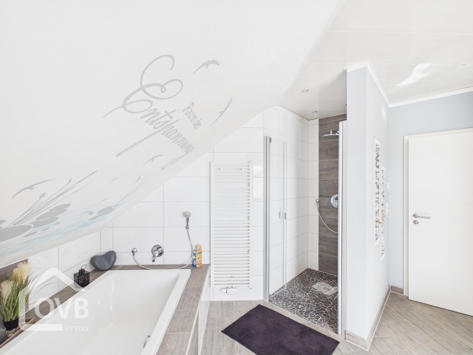 Badezimmer DG Badezimmer DG