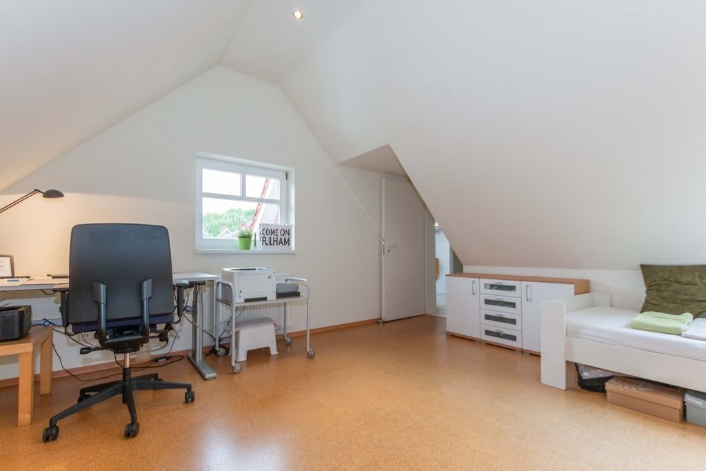Arbeitszimmer/Schlafzimmer Arbeitszimmer/Schlafzimmer