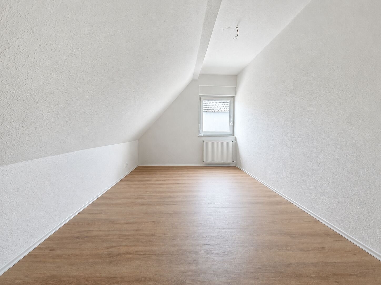 Schlafen 2 Dachgeschoss Schlafen 2 Dachgeschoss