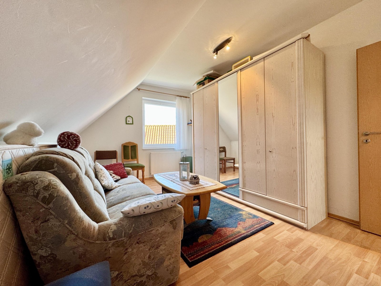 Schlafzimmer DG
