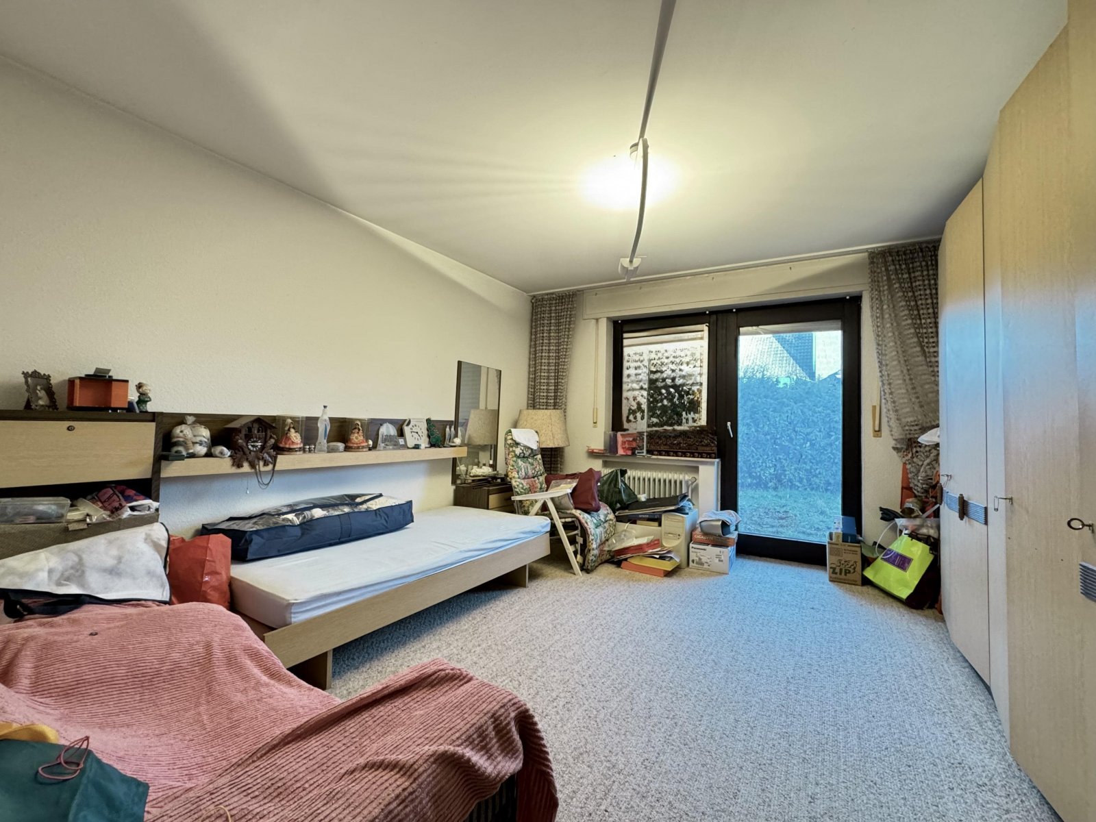 Schlafzimmer (EG) Schlafzimmer (EG)