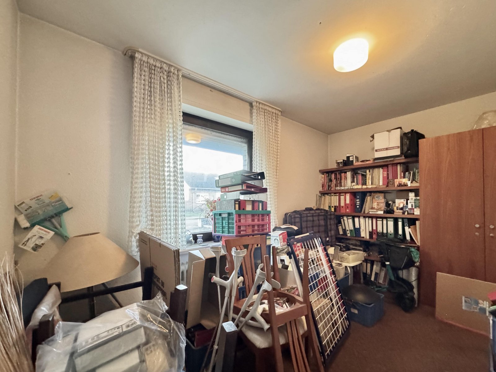 Arbeitszimmer (EG) Arbeitszimmer (EG)