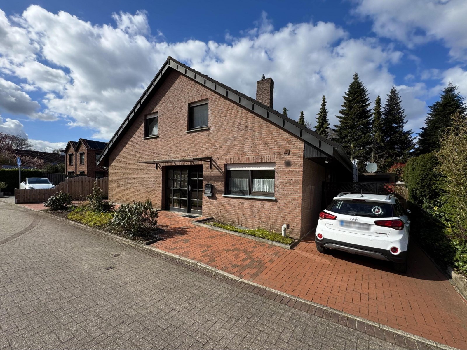 Nordhorn: Großzügiges Einfamilienhaus in begehrter Wohnlage von Nordhorn Nordhorn: Großzügiges Einfamilienhaus in begehrter Wohnlage von Nordhorn