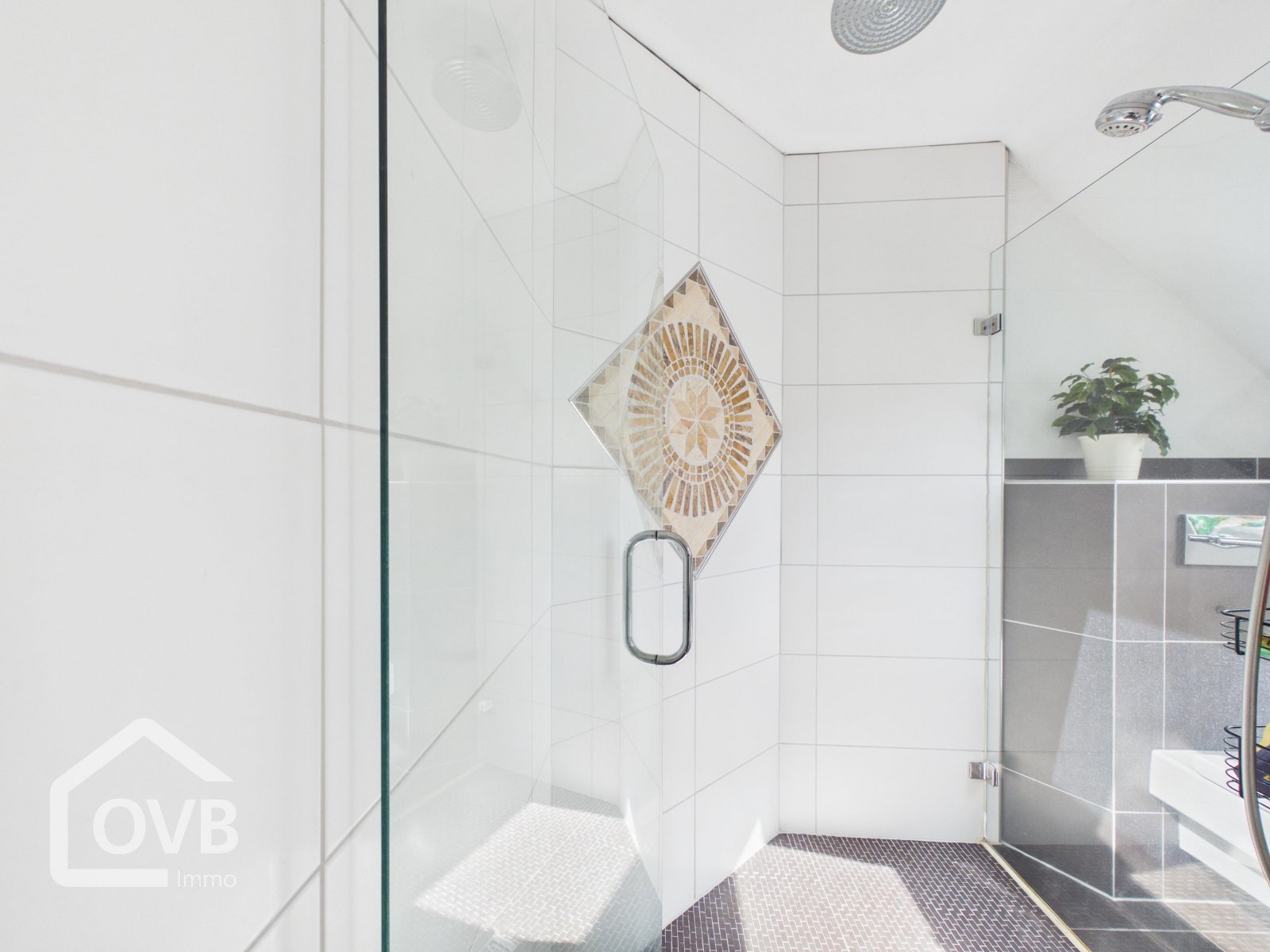 Dusche Bad DG Dusche Bad DG
